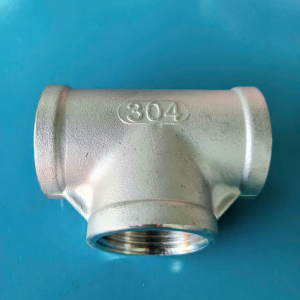 Tê ren trong inox 304