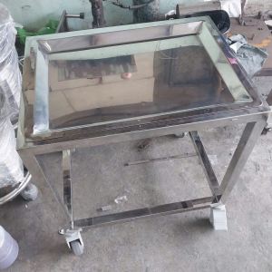 Xe khay đựng dụng cụ phòng mổ