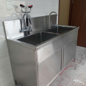 Tủ bồn inox 304 có 2 hộc bồn, 2 cánh cửa mở