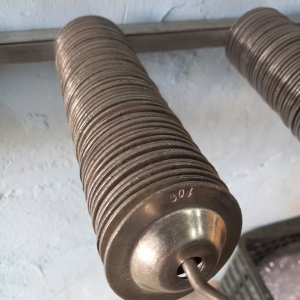 Long đền chén inox