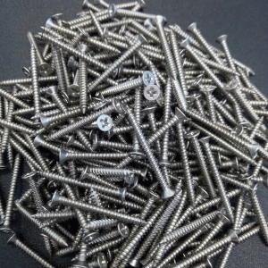 Vít gỗ đầu col