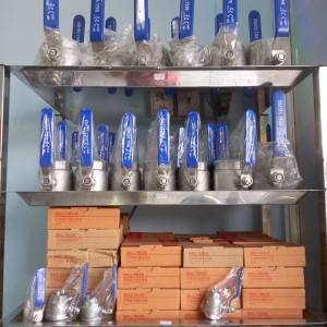 Van bi tay gạt inox