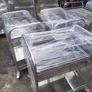 Xe đẩy y tế 2 tầng