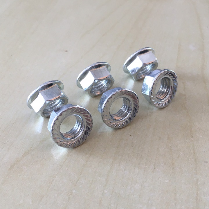 cung-cap-tan-inox-tai-quan-12