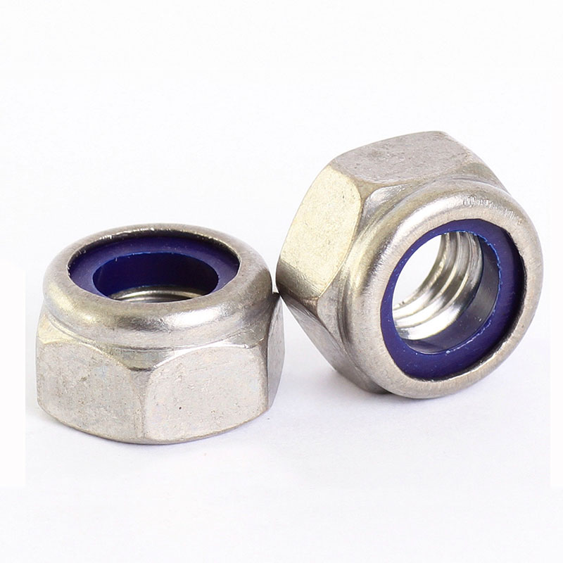 tan-keo-inox-chong-troi