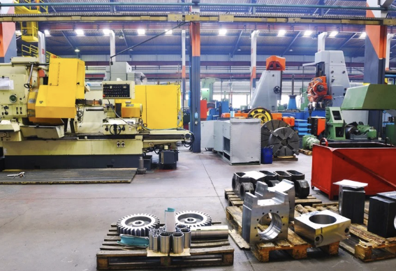 xuong-san-xuat-phu-kien-inox-1